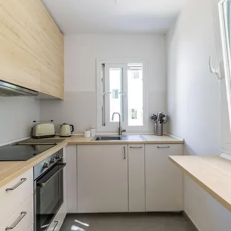 Holiday home Loft De Diseno Con Piscina Cerca De La Playa Zahora