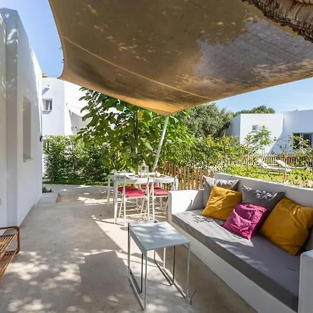 Loft De Diseno Con Piscina Cerca De La Playa Holiday home Zahora